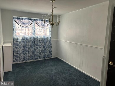 7029 Clover Ln, Upper Darby, PA 19082 - photo 3