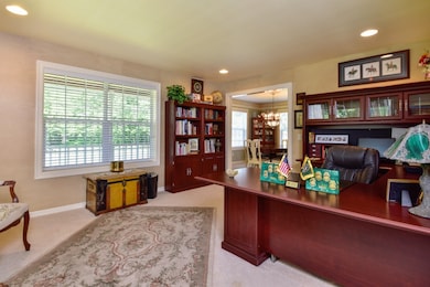 1013 W Cascade Ln, Lynden, WA 98264 - photo 5