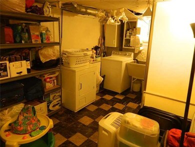 Storage. Laundry