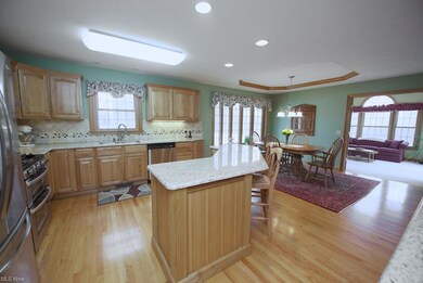 90 Greentree Cir, Aurora, OH 44202 - photo 3