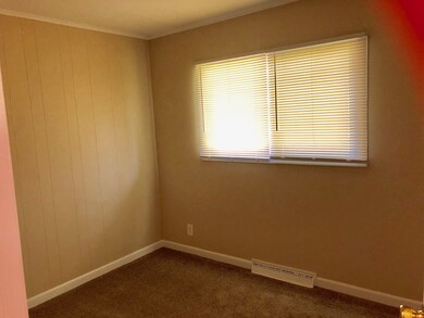 115 Harding Ave, Waukegan, IL 60085 - photo 5