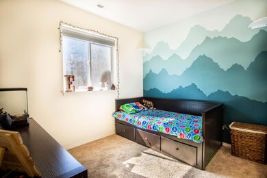 894 NW 24th Way, Redmond, OR 97756 - photo 4