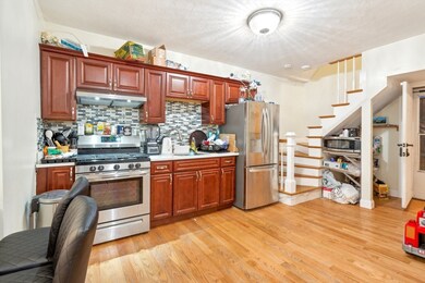 49 Smith St unit R, Quincy, MA 02169 - photo 3