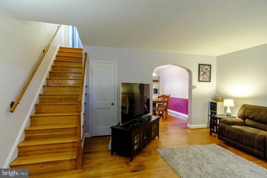 1064 Downton Rd, Halethorpe, MD 21227 - photo 7