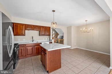713 Waterway Ct, Quakertown, PA 18951 - photo 5