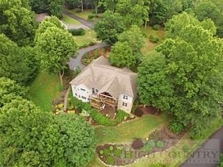 Exquisite natural landscaping ads to privacy