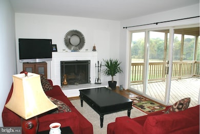 38599 Little Hampton Ln, Hamilton, VA 20158 - photo 4