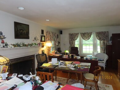 566 Pembroke St, Concord, NH 03301 - photo 7