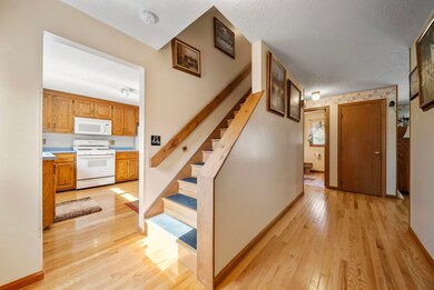 11 Gloucester Ln unit U33, Nashua, NH 03063 - photo 5