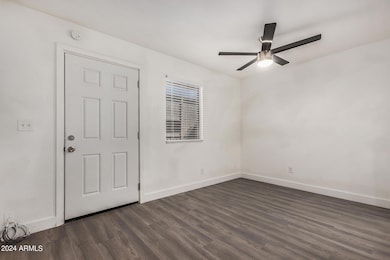 4 Living Room