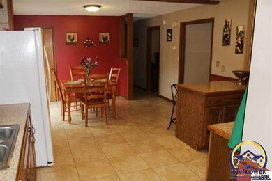 510 Fowler St, Maple Hill, KS 66507 - photo 4