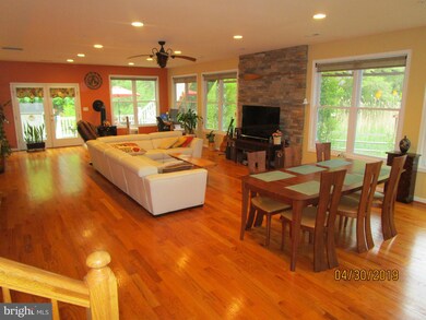 110 Linden Ave, Edgewater, MD 21037 - photo 2