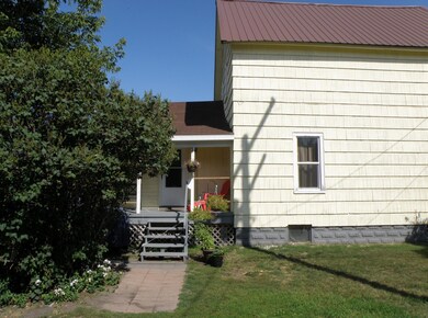 1526 W 5TH home