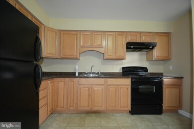 8478 Emerald Ln, Marshall, VA 20115 - photo 6