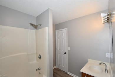 609 Sir Knight Ct, Clemmons, NC 27012 - photo 6