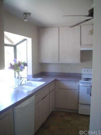 Kitchen with Bay windows
