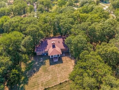 1030 Reese Ln, Azle, TX 76020 - photo 7