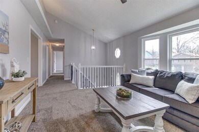 210 W Calico Dr, Raymore, MO 64083 - photo 5