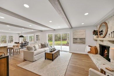 10525 N Fairway Ln, Mequon, WI 53092 - photo 7