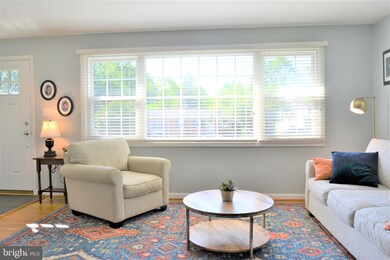 2407 Kirby Ct, Catonsville, MD 21228 - photo 7