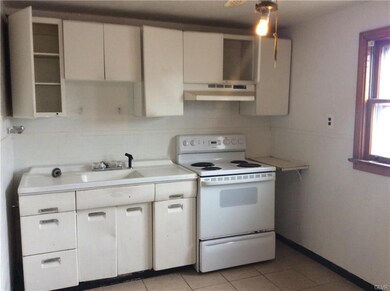 445 E Abbott St, Lansford, PA 18232 - photo 5