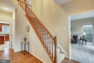 19805 Madrigal Dr, Germantown, MD 20876 - photo 4