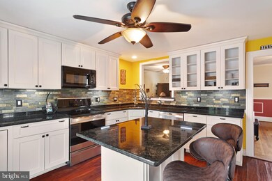 122 Franklin St, Swedesboro, NJ 08085 - photo 3