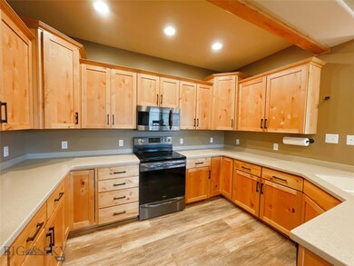 Huge Kitchen with Plenty of Counter Space