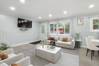 1582 Pennsylvania Ave unit 3, Des Plaines, IL 60018 - photo 4