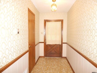 923 923 E 8th St, Tyler, TX 75701 - photo 2