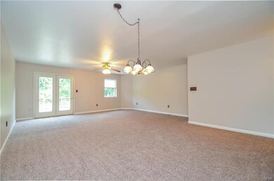 3487 Limestone Dr, Whitehall, PA 18052 - photo 2