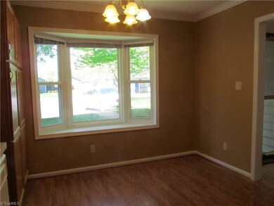 Dining area with bay window