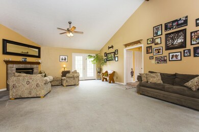 5-living room