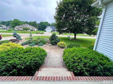 23651 Stonegate Cir, Elkhart, IN 46517 - photo 5