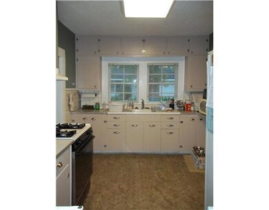 Kitchen. All appliances remain!  Updated paint, li