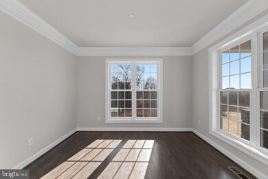 802 Cherry Tree Dr unit BENTON, Eldersburg, MD 21784 - photo 3