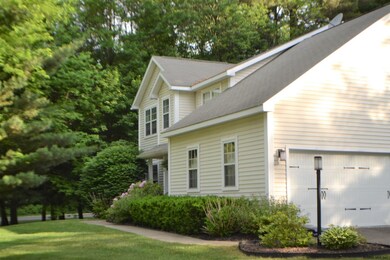 5 Dennis Dr, Clifton Park, NY 12065 - photo 3