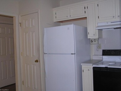 233 E Walker Ave, Asheboro, NC 27203 - photo 6