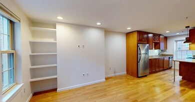 20 Thacher St unit 3, Boston, MA 02113 - photo 5