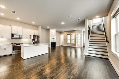 6035 Chimera Ct, Dallas, TX 75206 - photo 2