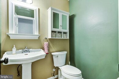 128 Oakwood Dr, Stafford, VA 22554 - photo 7