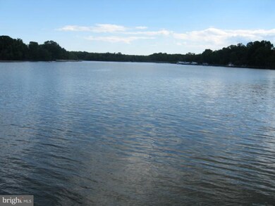 1123 Cherry Point Rd, West River, MD 20778 - photo 4