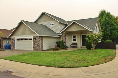 1354 SW Argo Ln, Grants Pass, OR 97527 - photo 2