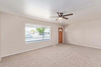 5823 E Des Moines St, Mesa, AZ 85205 - photo 4