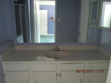 Master Bath/Spa.