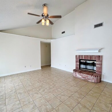 218 Lancelot Dr, Weatherford, TX 76086 - photo 5