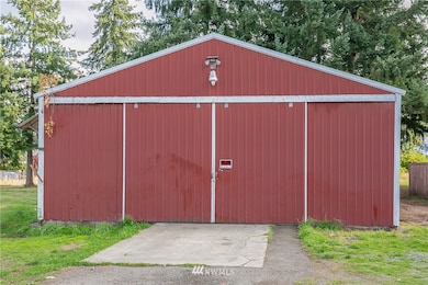 213 Stevens Ave NW, Yelm, WA 98597 - photo 3