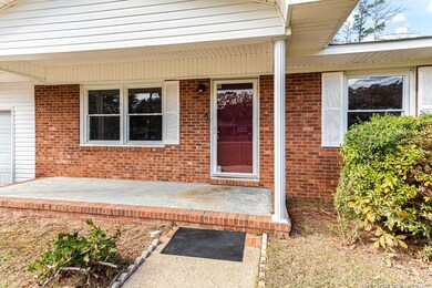 259 Brewster Dr, Fayetteville, NC 28303 - photo 3