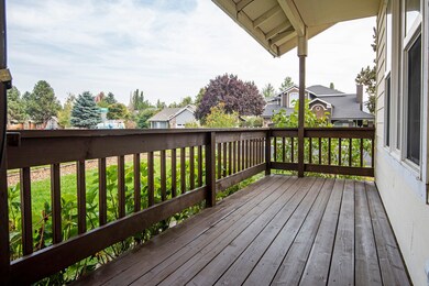 2269 Nuttail Ct Bend OR 97701-print-004-