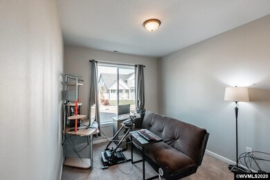 6051 NE Tuscan Loop, Albany, OR 97321 - photo 4